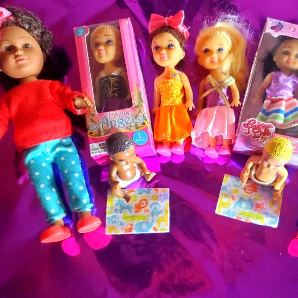 8-piece Baby, Toddler, Kid Doll Bundle (Fully Dressed) 2x new dolls!